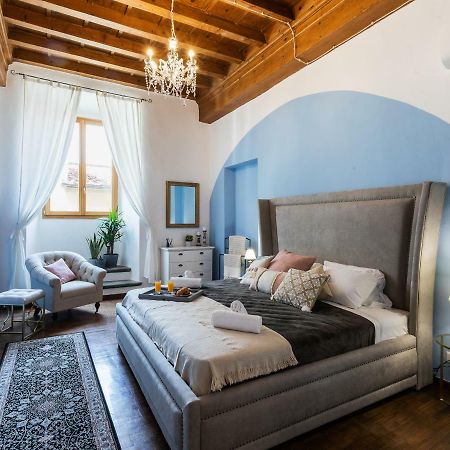 Historic Center Palace - Huge 4 Bedrooms Santa Croce Apartment - By LikehomeFirenze Eksteriør bilde