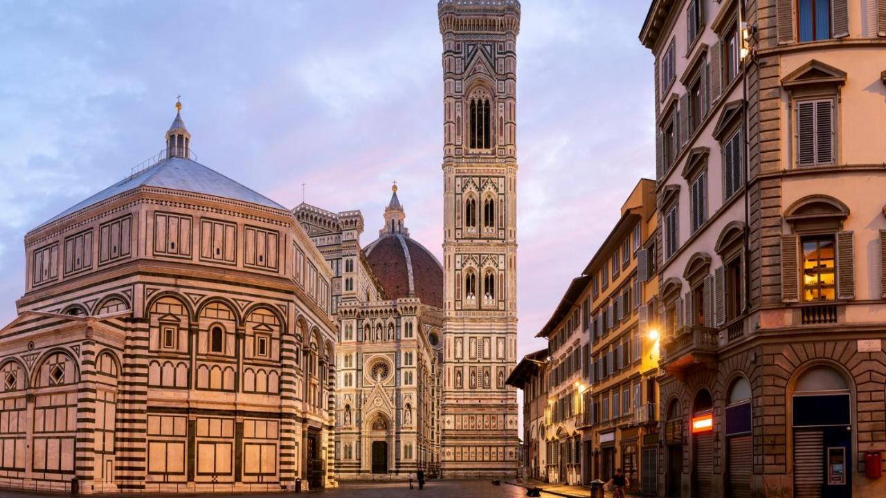 Historic Center Palace - Huge 4 Bedrooms Santa Croce Apartment - By LikehomeFirenze Eksteriør bilde