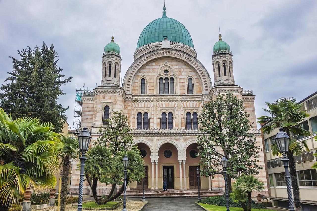 Historic Center Palace - Huge 4 Bedrooms Santa Croce Apartment - By LikehomeFirenze Eksteriør bilde